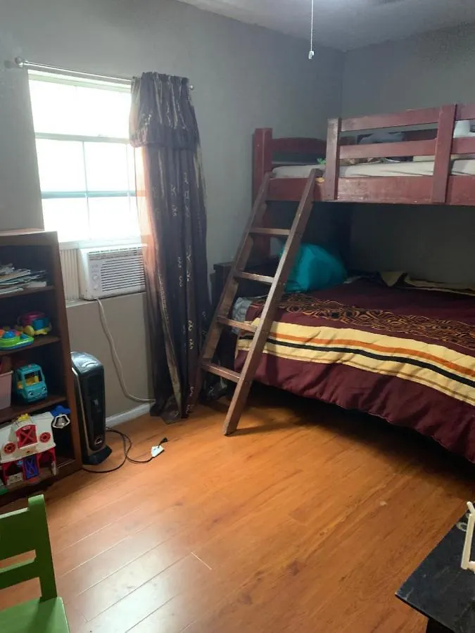 S&B B&B Long Beach 0*,